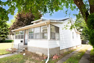 24300 Melrose Avenue, Eastpointe, MI 48021 - Photo 2