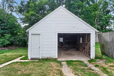 135 E Mansion, Jackson, MI 49203 - Photo 8