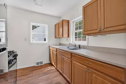 135 E Mansion, Jackson, MI 49203 - Photo 28