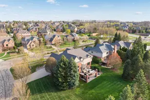 2910 N Addison Circle N, Rochester, MI 48306 - Photo 4