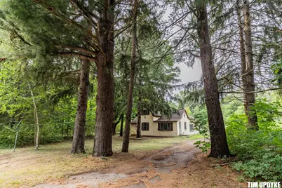 5924 E Sternberg Road, Fruitport, MI 49415 - Photo 2