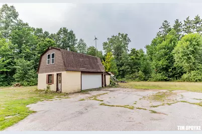 5924 E Sternberg Road, Fruitport, MI 49415 - Photo 40