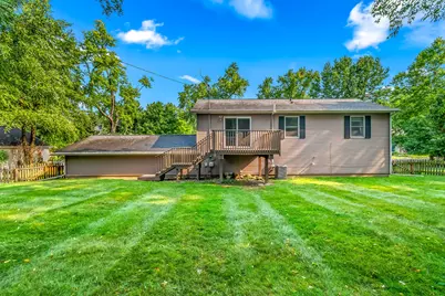 16 Goodrich Avenue, Hillsdale, MI 49242 - Photo 6