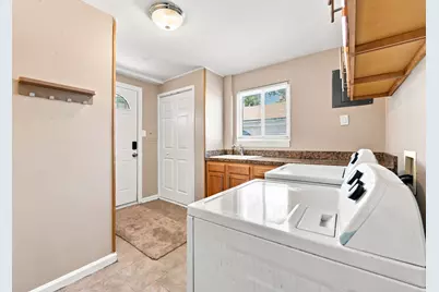31040 Stephen Avenue, Westland, MI 48185 - Photo 22