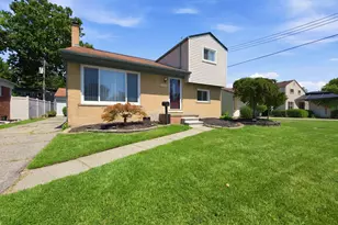 31040 Stephen Ave, Westland, MI 48185 - Photo 4