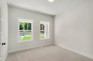 8412 Knotty Pine Ln, Kalamazoo, MI 49009 - Photo 2