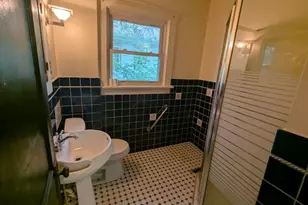 140 W Addison St, Jackson, MI 49203 - Photo 6