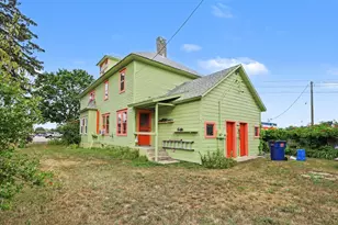 109 S Division St, Whitehall, MI 49461 - Photo 34