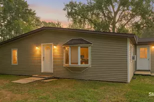 1401 S Miner Rd, Crystal, MI 48818 - Photo 1