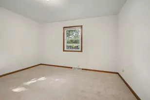 875 Andover Ct SE, Kentwood, MI 49508 - Photo 8