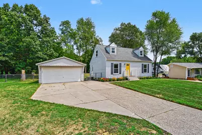 1678 Stonewood Drive SE, Lowell, MI 49331 - Photo 2