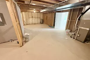8332 Kettle Oak Dr SE, Alto, MI 49302 - Photo 18