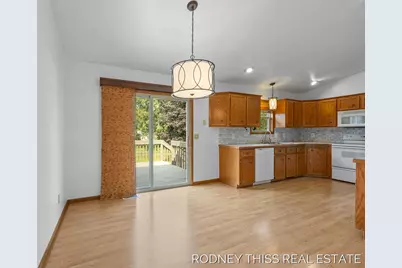 11487 Eagle Nest Court, Allendale, MI 49401 - Photo 12