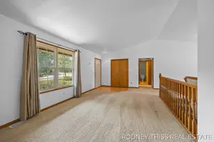 11487 Eagle Nest Ct, Allendale, MI 49401 - Photo 2