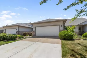 515 Sycamore Cir, Saline, MI 48176 - Photo 28