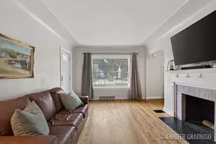 415 Hastings St, Allegan, MI 49010 - Photo 4