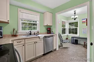 415 Hastings St, Allegan, MI 49010 - Photo 6