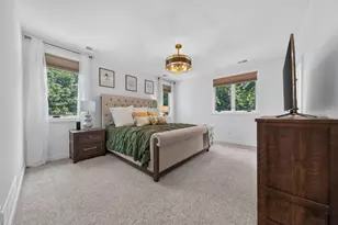 220 Red Oak Ln, Rochester Hills, MI 48307 - Photo 36