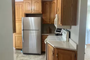 226 Cherokee St, Battle Creek, MI 49014 - Photo 10