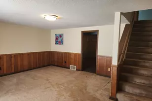 1369 Creek Dr, Muskegon, MI 49441 - Photo 16