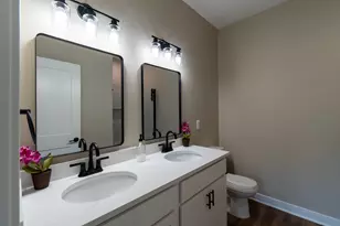 8463 Oak Shade Cir, Davison, MI 48423 - Photo 20