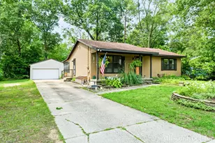 3609 Jupiter Ave NE, Grand Rapids, MI 49525 - Photo 4