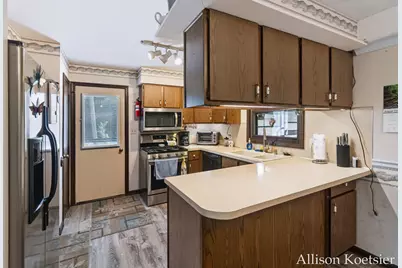 3609 Jupiter Avenue NE, Grand Rapids, MI 49525 - Photo 16