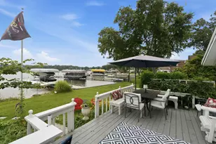 95273 Minnie Ct, Lawton, MI 49065 - Photo 2