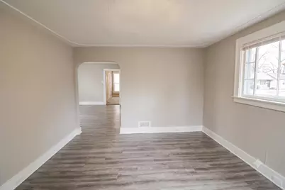 823 Mc Reynolds Avenue NW, Grand Rapids, MI 49504 - Photo 2