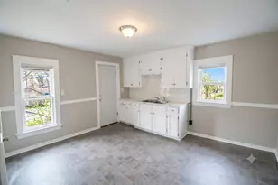 823 Mc Reynolds Ave NW, Grand Rapids, MI 49504 - Photo 16