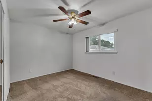 35075 Sansburn St, Westland, MI 48186 - Photo 16
