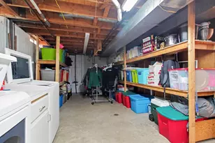 2880 Pebble Creek Dr, Ann Arbor, MI 48108 - Photo 22