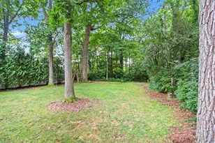 2880 Pebble Creek Dr, Ann Arbor, MI 48108 - Photo 24