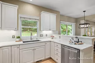 4667 Sundial Dr NE, Grand Rapids, MI 49525 - Photo 16