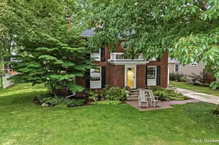 445 W Lawrence Ave, Zeeland, MI 49464 - Photo 4