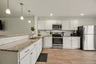 2049 Orlov Dr, Hudsonville, MI 49426 - Photo 8