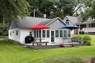 3152 Lake Dr, Reading, MI 49274 - Photo 4
