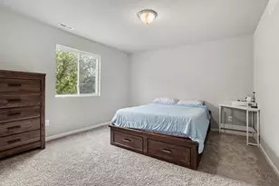 970 View Pointe Dr, Middleville, MI 49333 - Photo 18