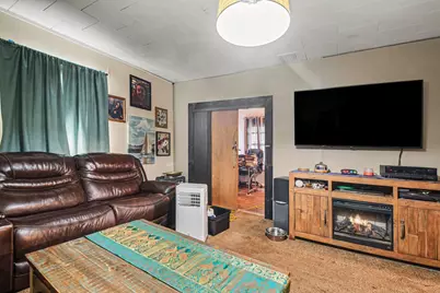 109 W Chicago Street, Buchanan, MI 49107 - Photo 6