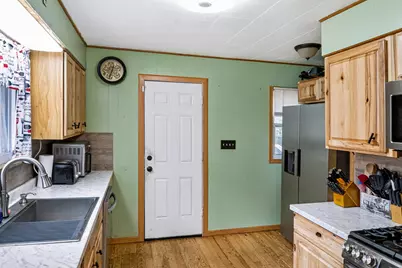 866 E Isabella Avenue, Muskegon, MI 49442 - Photo 18