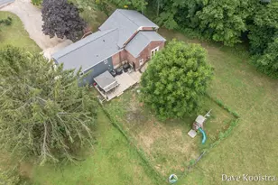 9810 S Division Ave SW, Byron Center, MI 49315 - Photo 34