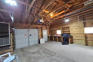 10702 Cutler St, Chippewa Lake, MI 49320 - Photo 18