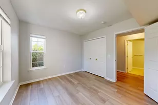 2767 S Knightsbridge Cir, Ann Arbor, MI 48105 - Photo 16