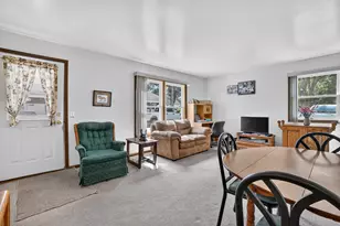 199 E 34th St, Holland, MI 49423 - Photo 8