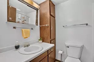 199 E 34th St, Holland, MI 49423 - Photo 18