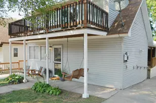 307 Park St, Saint Joseph, MI 49085 - Photo 2