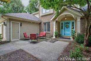 1305 Augusta Ct W, Holland, MI 49423 - Photo 1