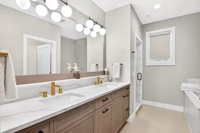 560 S Hancock Street #12, Pentwater, MI 49449 - Photo 14
