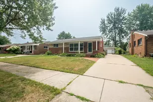 4642 Audubon Dr, Warren, MI 48092 - Photo 4