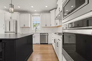 3239 Brackley Dr, Ann Arbor, MI 48105 - Photo 10